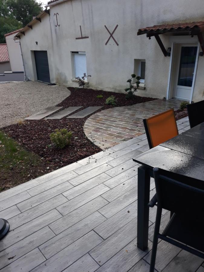 Le Boupère Chambre Double Au Calme Proche Puy Du Fo 아파트 외부 사진